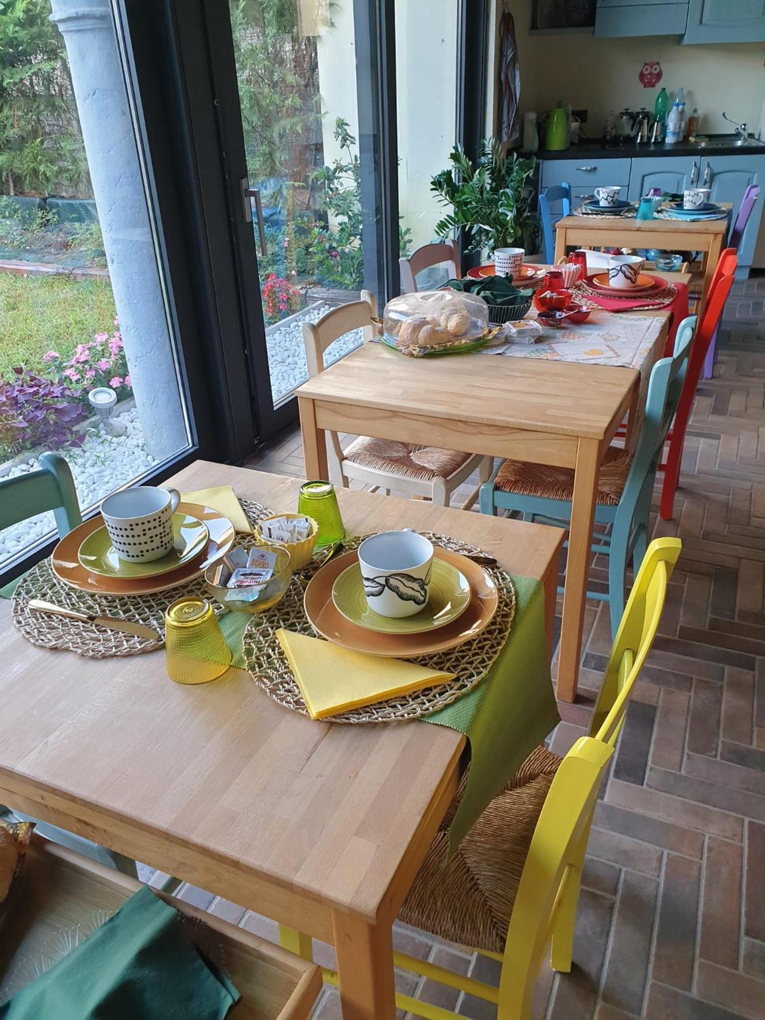 Bed and Breakfast Le Tre Arti Гавирате Экстерьер фото