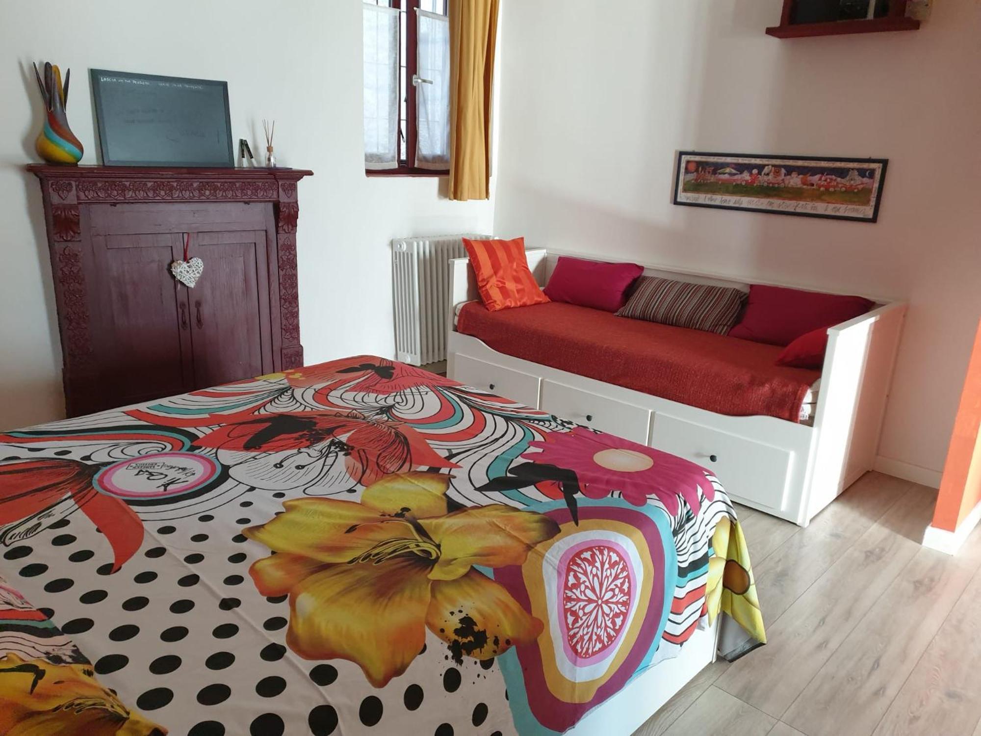 Bed and Breakfast Le Tre Arti Гавирате Экстерьер фото