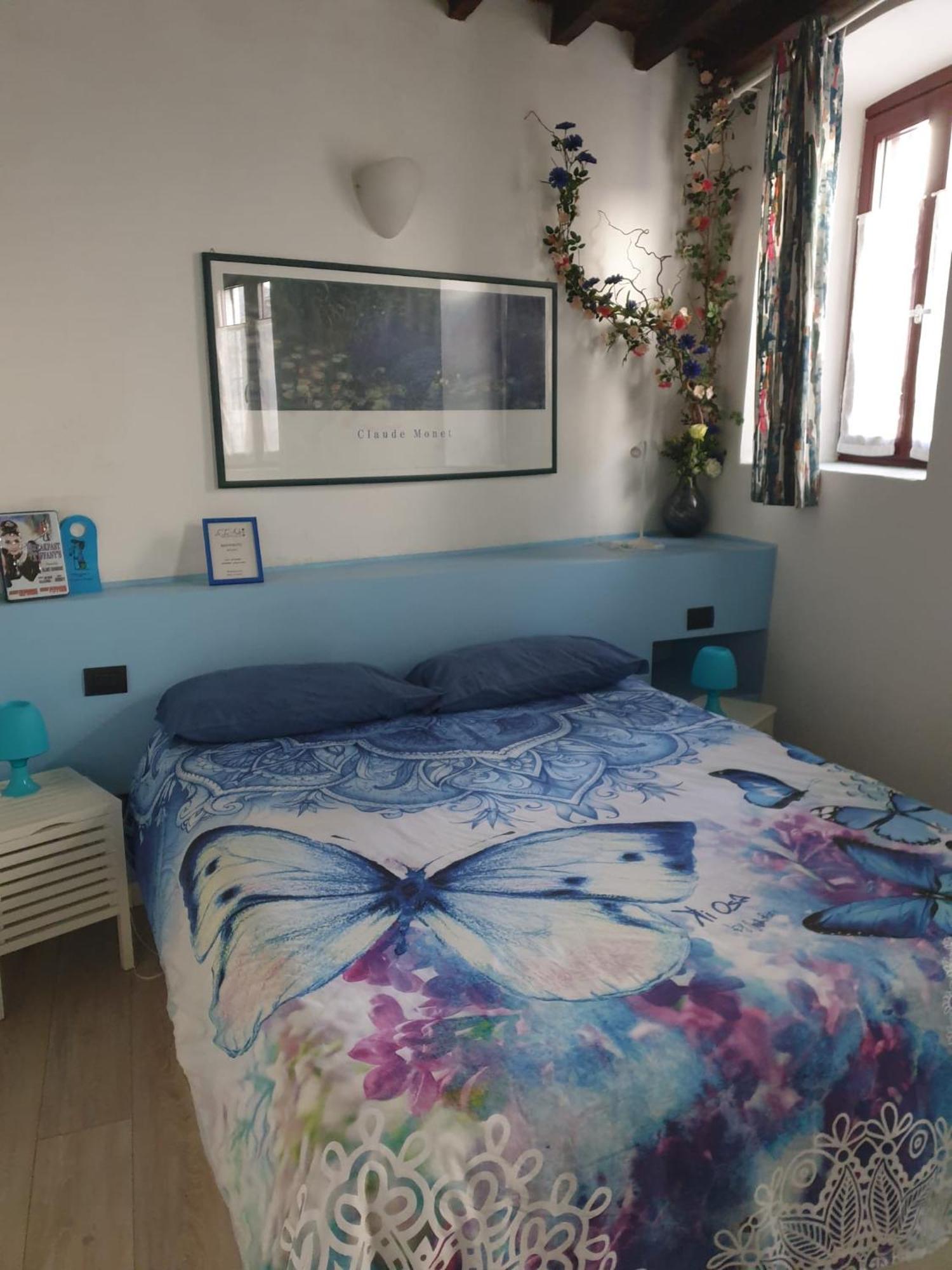 Bed and Breakfast Le Tre Arti Гавирате Экстерьер фото